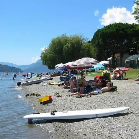 Sleeps 6 Appartement Musso